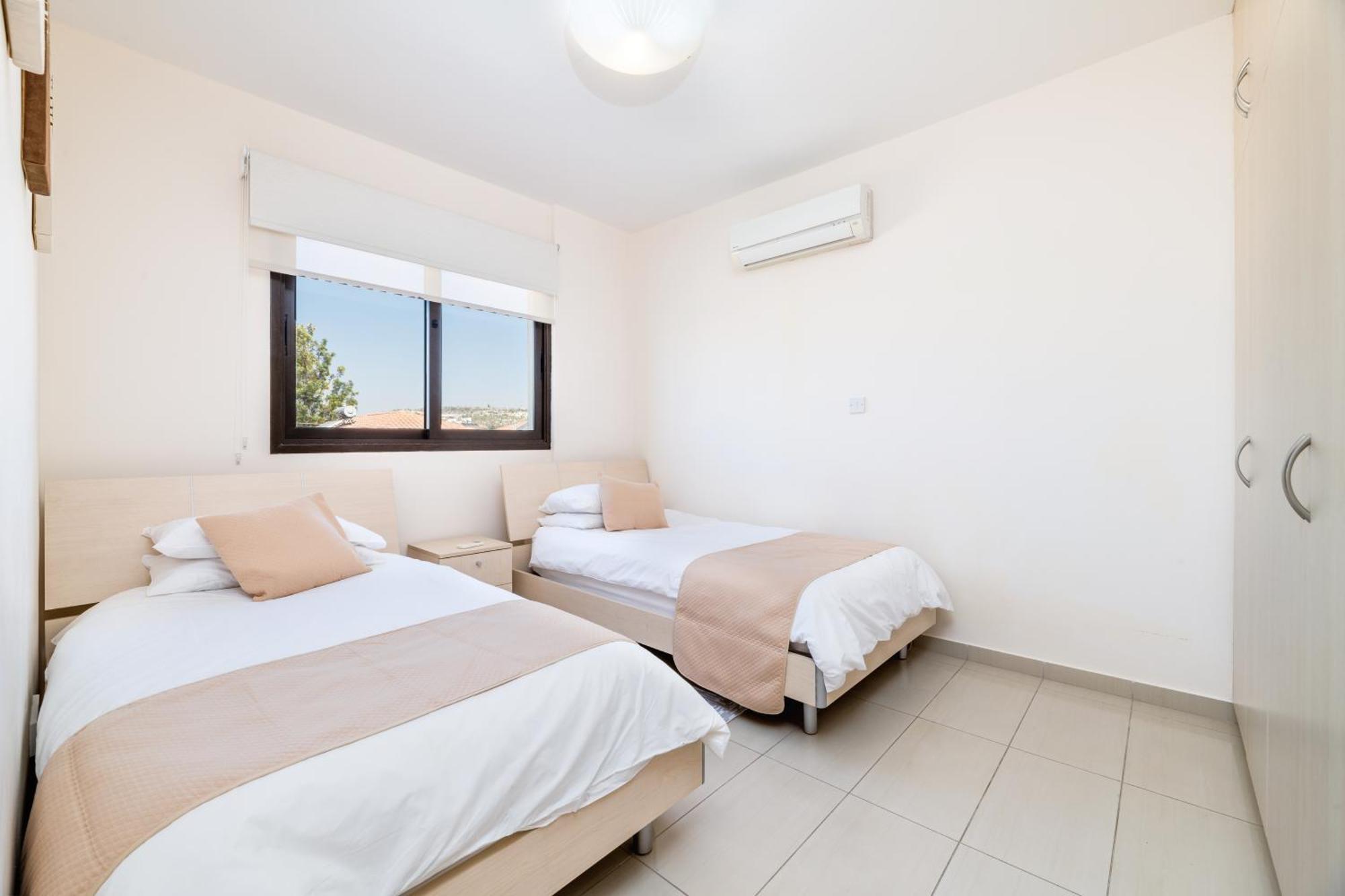 Blue Serenity Complex Larnaca Bagian luar foto